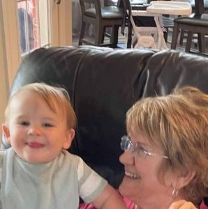 Meet your Posher, Pauline